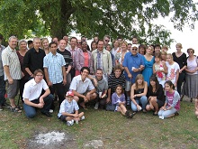 Photo de groupe, toute l'église y est représentée